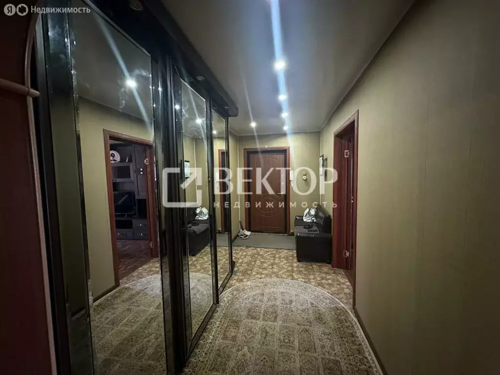 3-комнатная квартира: Тейково, улица Маршала Неделина, 8 (70 м) - Фото 1