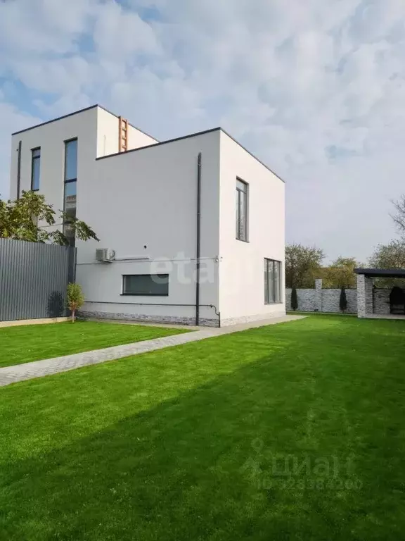 Дом в Московская область, Подольск Силикатный пер., 4Г (300 м) - Фото 1