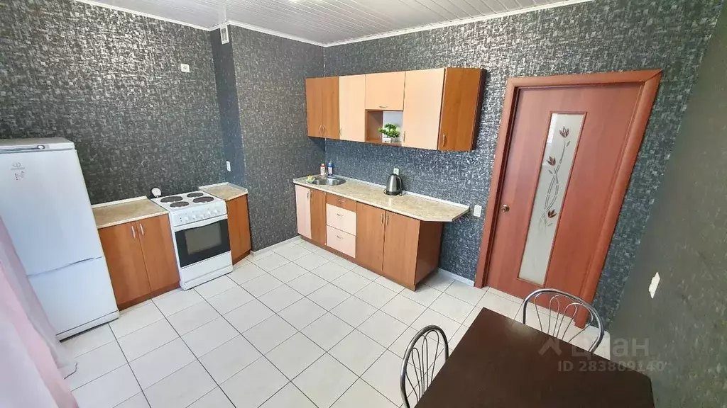 1-к кв. Брянская область, Брянск Красноармейская ул., 100 (45.0 м) - Фото 1