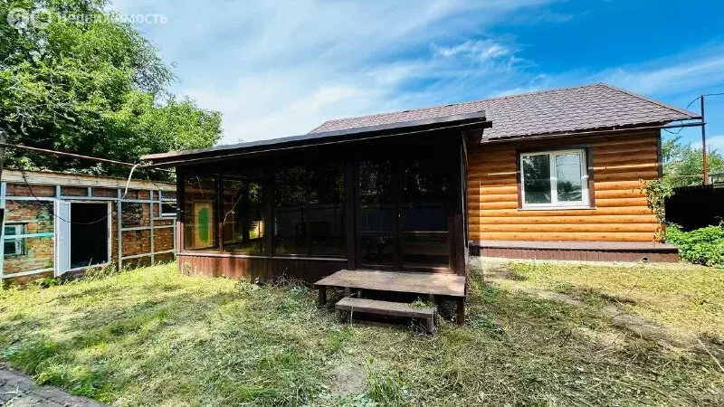 Дом в Балаково, улица Чернышевского, 41 (73 м) - Фото 1
