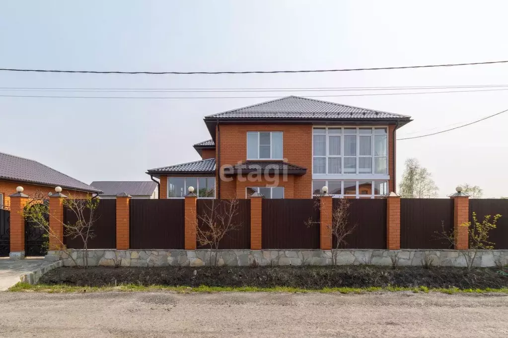 Дом в Тюменская область, Тюмень Тополя кп,  (241 м) - Фото 1