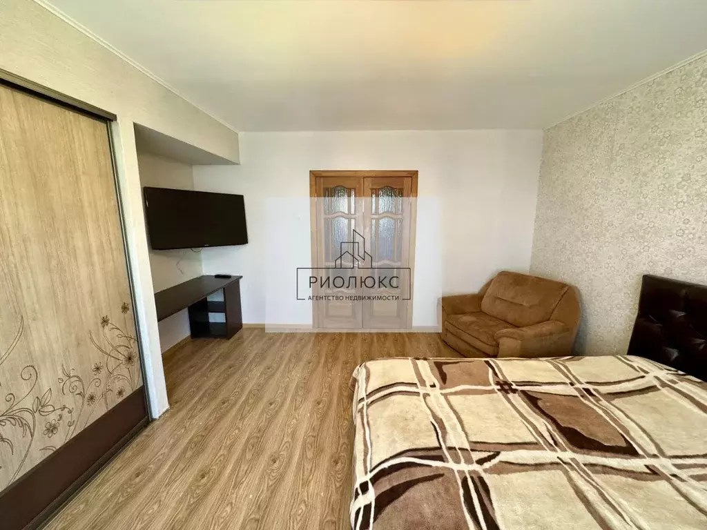 2-к кв. Челябинская область, Челябинск ул. Братьев Кашириных, 87а ... - Фото 2