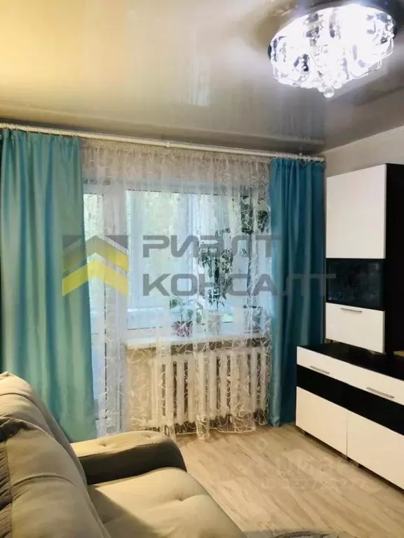 2-к кв. Омская область, Омск Заозерный мкр, ул. Глинки, 2 (45.2 м) - Фото 0
