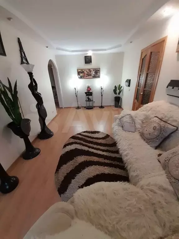 3-к. квартира, 56 м, 5/5 эт. - Фото 1