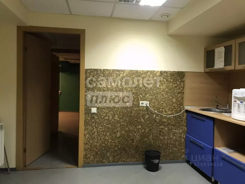 Помещение свободного назначения в Свердловская область, Екатеринбург ... - Фото 1