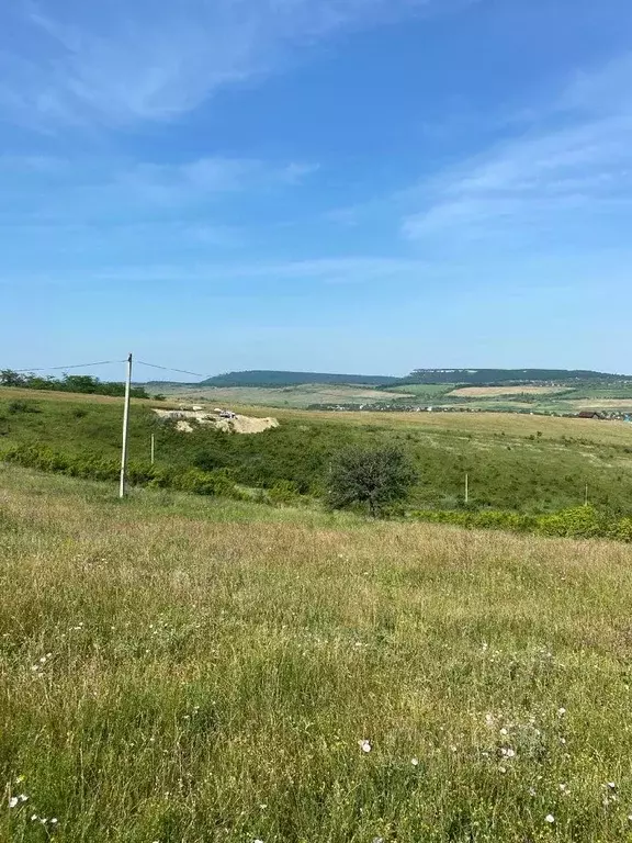 Участок в Крым, Бахчисарайский район, Скалистовское с/пос, с. Глубокий ... - Фото 0