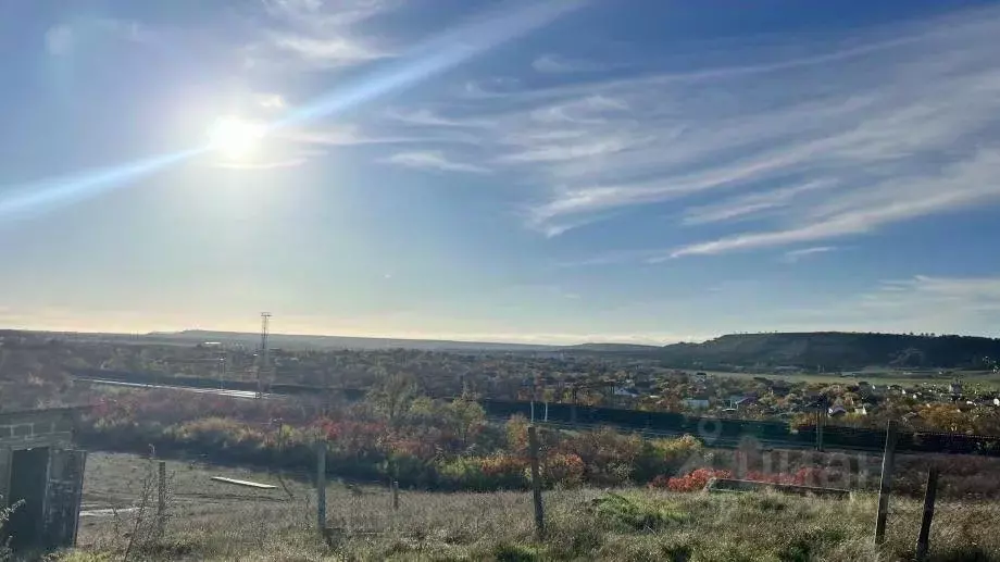 Участок в Крым, Симферопольский район, Чистенское с/пос, с. Фонтаны, ... - Фото 2