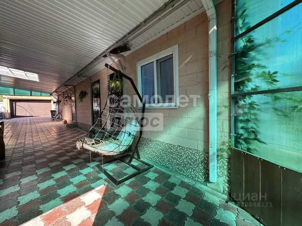 Дом в Краснодарский край, Тимашевск Южный мкр, пер. 1-й Набережный ... - Фото 0