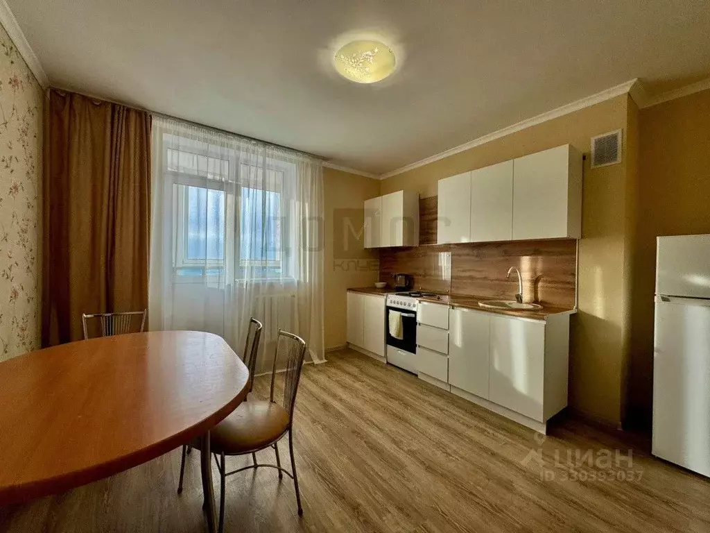 1-к кв. Свердловская область, Екатеринбург ул. Ракетная, 20 (49.0 м) - Фото 1