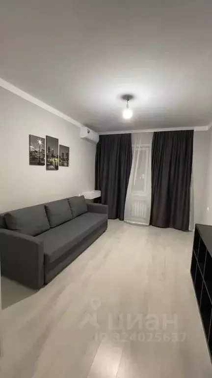 1-к кв. Саха (Якутия), Якутск 203-й мкр, 1 (35.0 м) - Фото 1