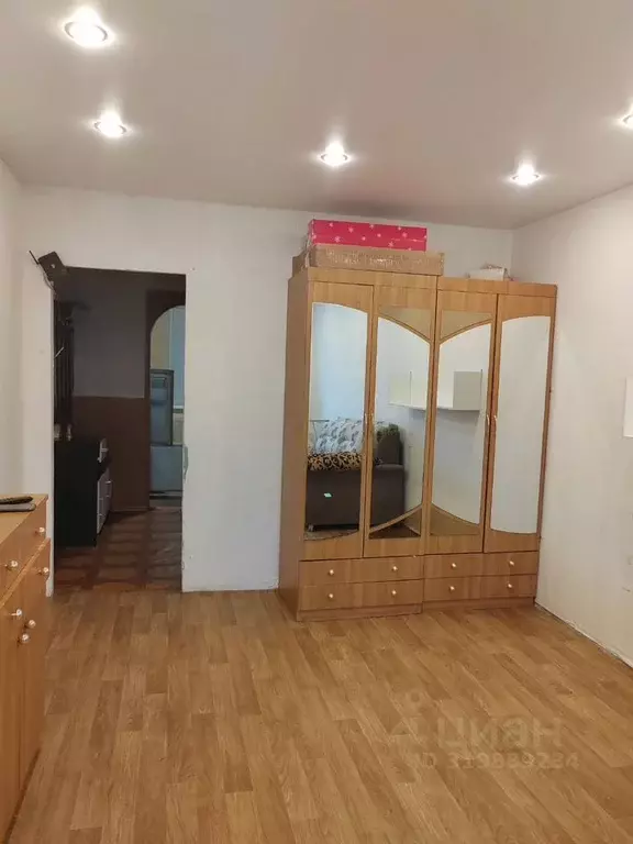 1-к кв. Ленинградская область, Тихвин 5-й мкр, 10 (33.0 м) - Фото 1