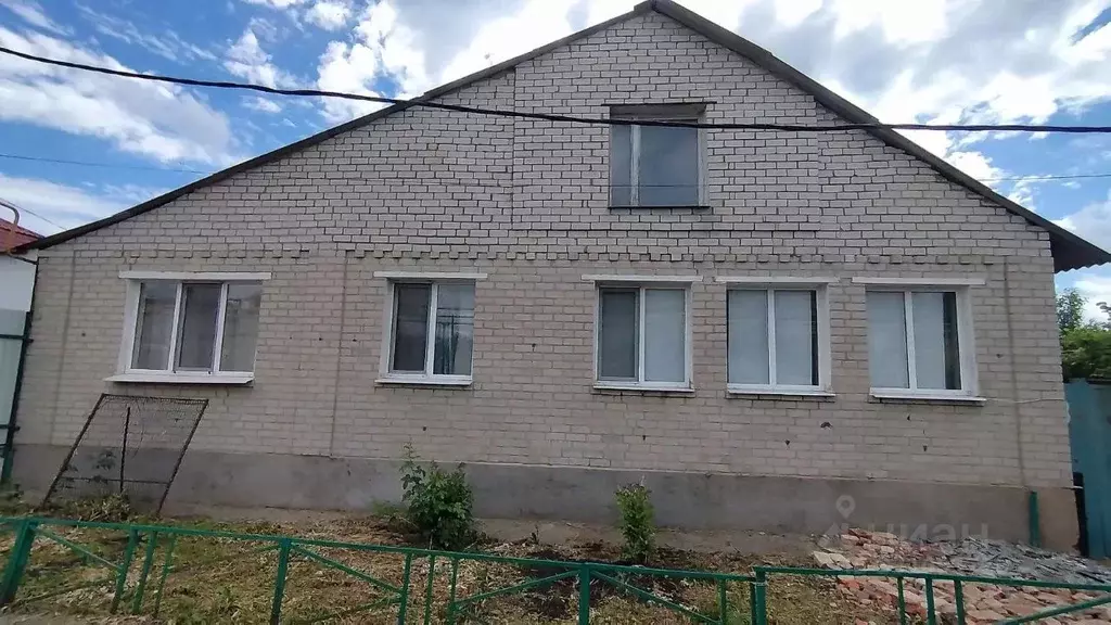 Дом в Белгородская область, Короча ул. Дзержинского (70 м) - Фото 1
