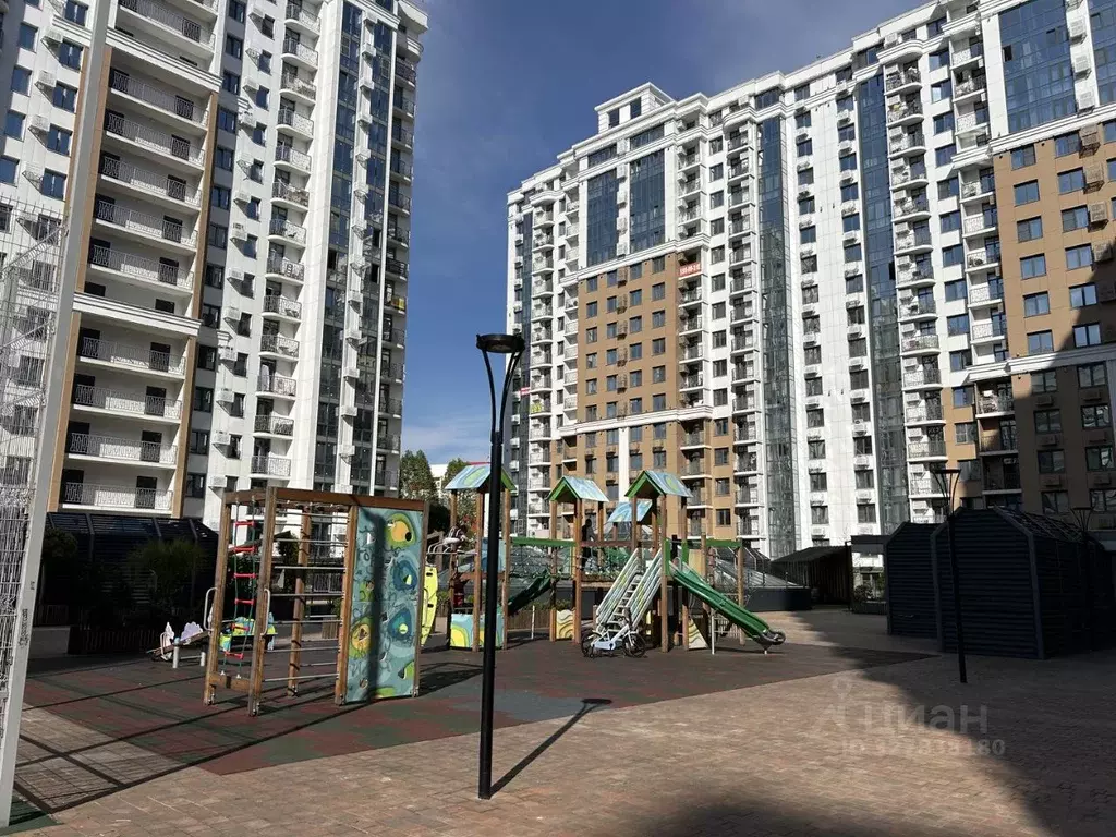 3-к кв. Краснодарский край, Сочи Завокзальный мкр, пер. Трунова, 6к3 ... - Фото 1