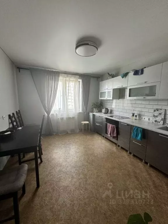2-к кв. Татарстан, Казань ул. Наиля Юсупова, 5 (67.0 м) - Фото 0
