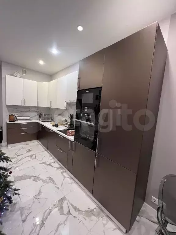 3-к. квартира, 84 м, 3/12 эт. - Фото 0