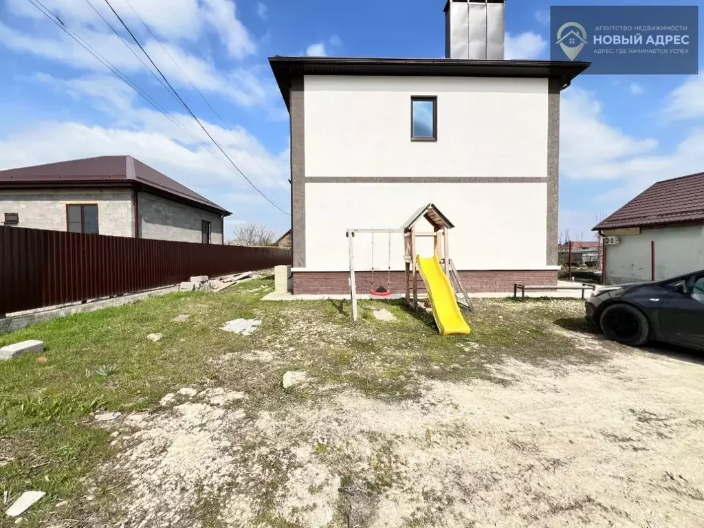 Таунхаус в Краснодарский край, Крымск ул. Крупской (95 м) - Фото 2