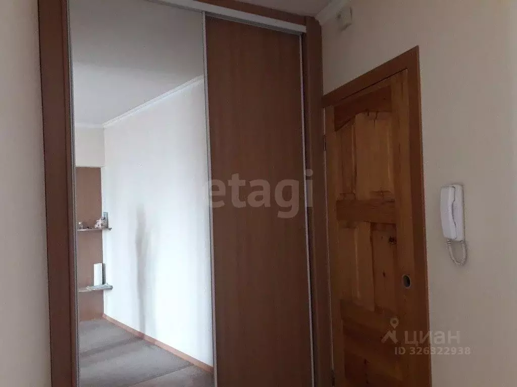 1-к кв. Омская область, Омск ул. 70 лет Октября, 20/2 (40.0 м) - Фото 1