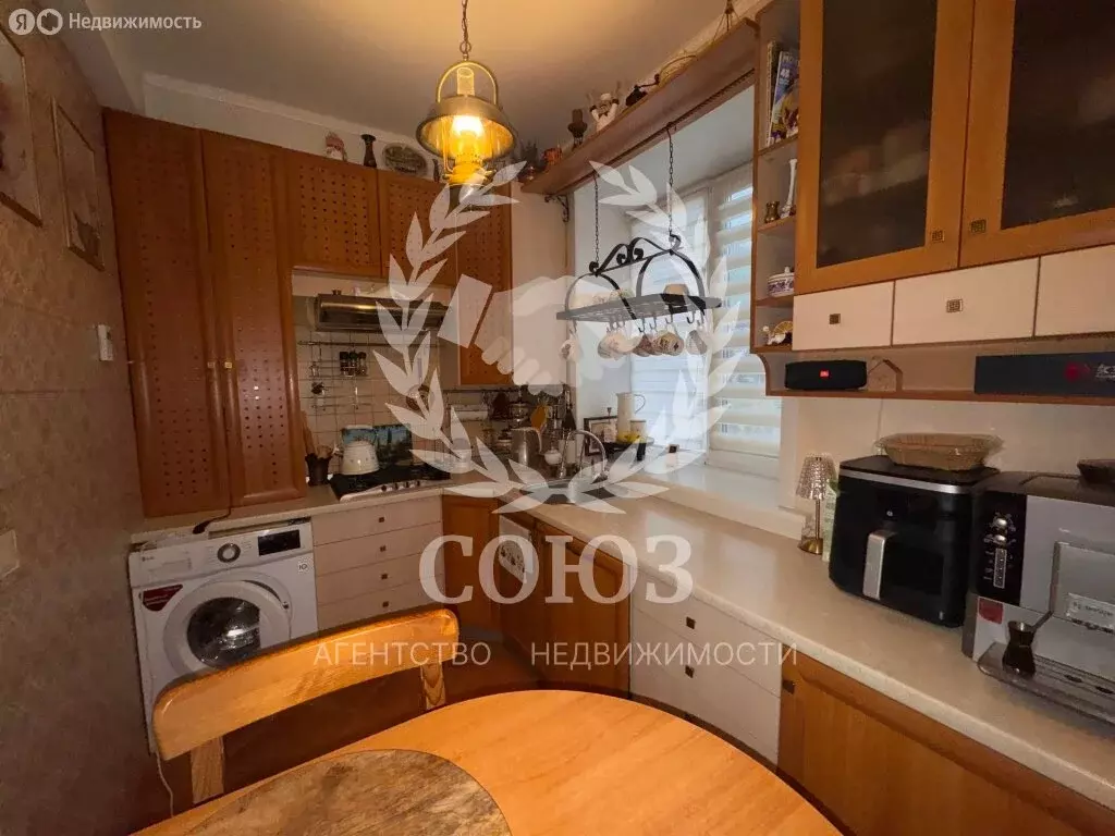 3-комнатная квартира: Белоусово, Мирная улица, 8 (55 м) - Фото 1