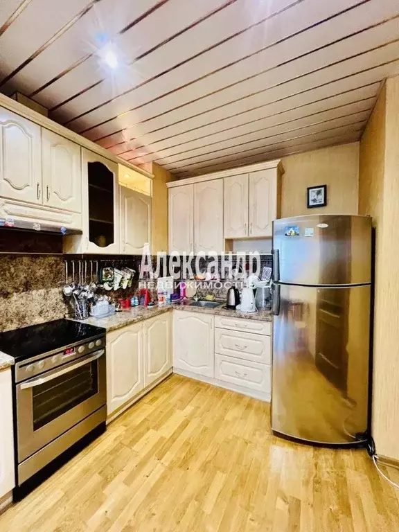 2-к кв. Санкт-Петербург ул. Бадаева, 6к1 (81.1 м) - Фото 2