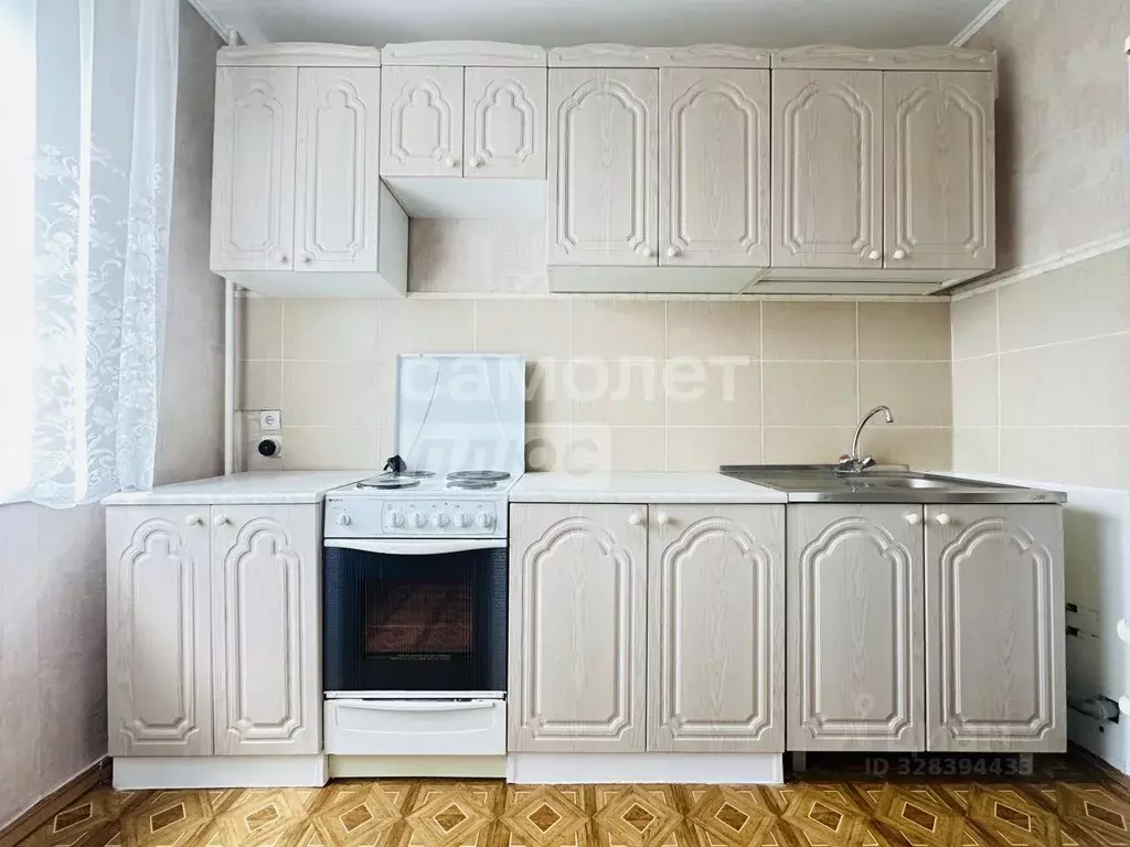 2-к кв. Челябинская область, Челябинск ул. Молодогвардейцев, 70В (52.0 ... - Фото 2