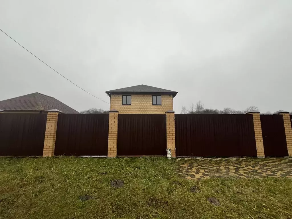 Дом в Брянская область, Карачевский район, Мылинское с/пос, д. Мылинка ... - Фото 1