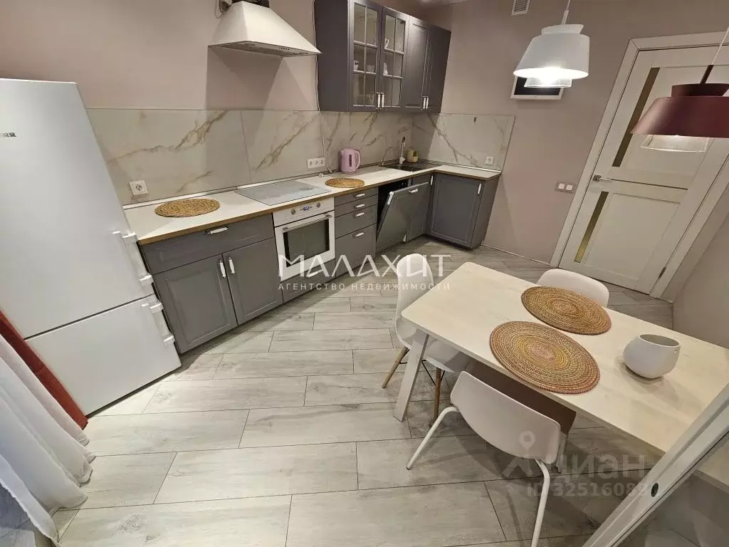 1-к кв. Самарская область, Самара ул. Мичурина, 150 (54.0 м) - Фото 2