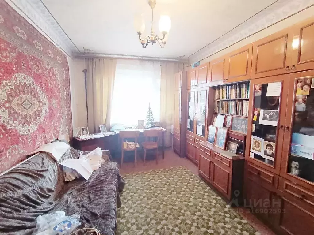 3-к кв. Белгородская область, Алексеевка ул. Степана Разина, 52 (59.1 ... - Фото 0