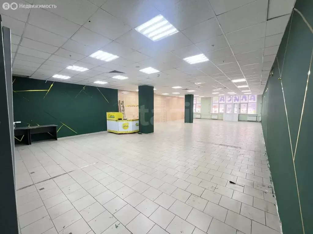 Торговая площадь (180 м) - Фото 2