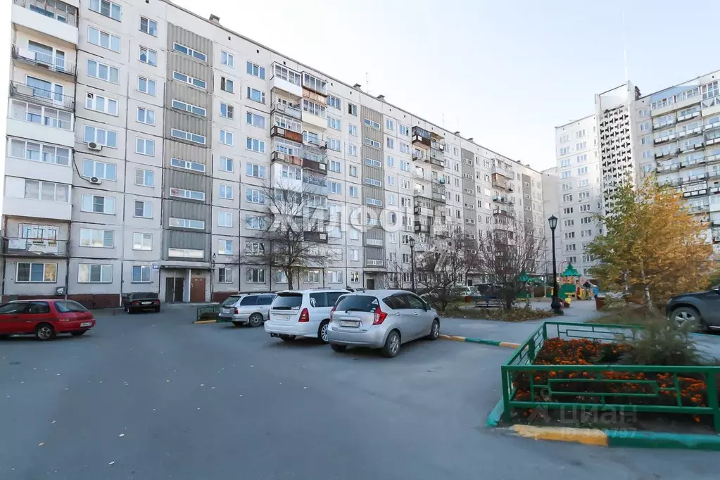 3-к кв. Новосибирская область, Новосибирск Вертковская ул., 19 (60.0 ... - Фото 1