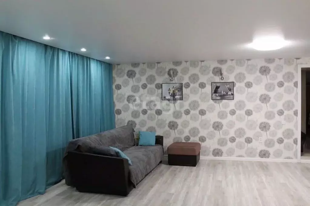 Дом в Кемеровская область, Топки ул. Кирова, 4 (118 м) - Фото 0