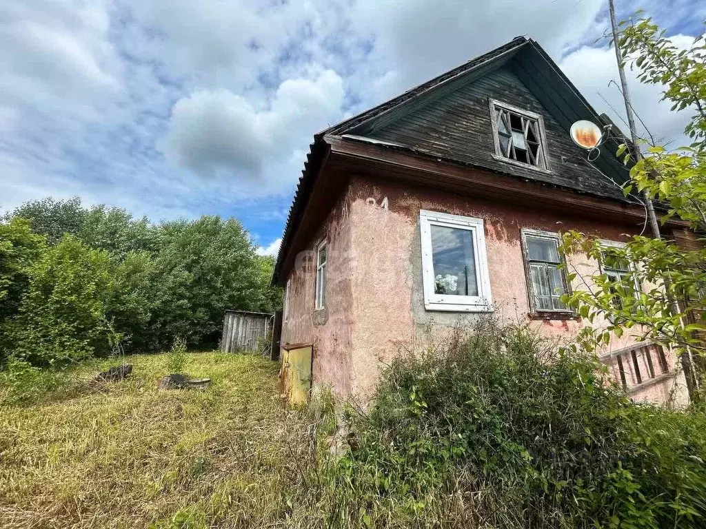 Дом в Ленинградская область, Сясьстрой Волховский район, Набережная ... - Фото 1