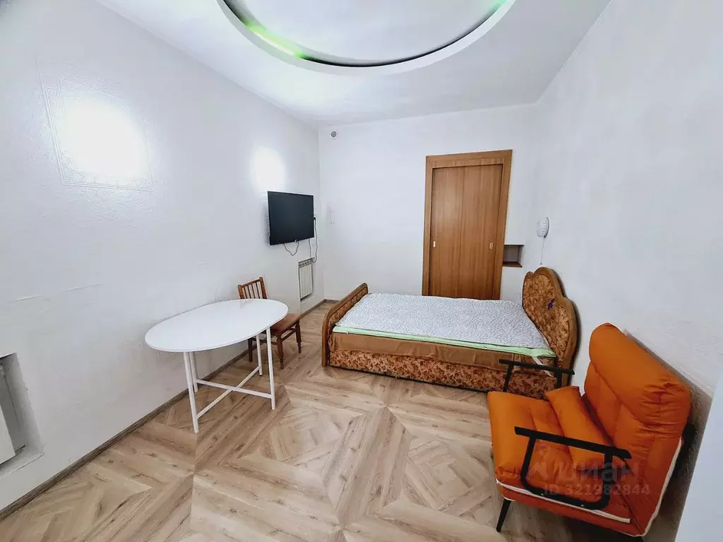 1-к кв. Крым, Ялта ул. Пальмиро Тольятти, 4 (25.0 м) - Фото 1