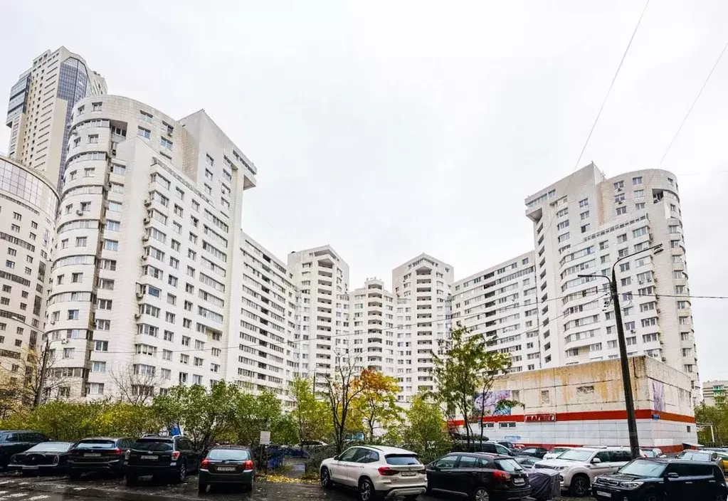 4-к кв. Москва просп. Маршала Жукова, 76к2 (190.8 м) - Фото 1