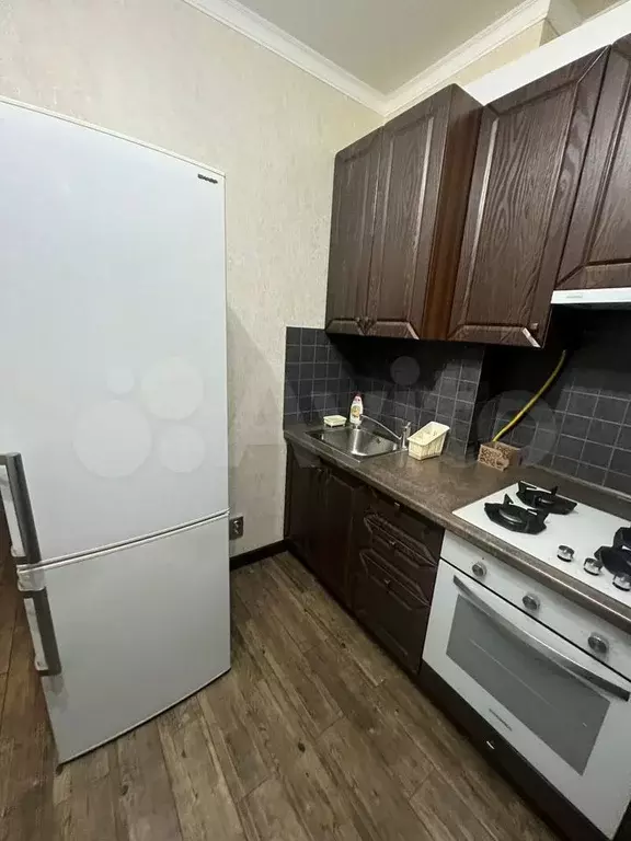1-к. квартира, 38 м, 7/10 эт. - Фото 1