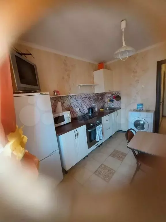 1-к. квартира, 38 м, 4/9 эт. - Фото 1