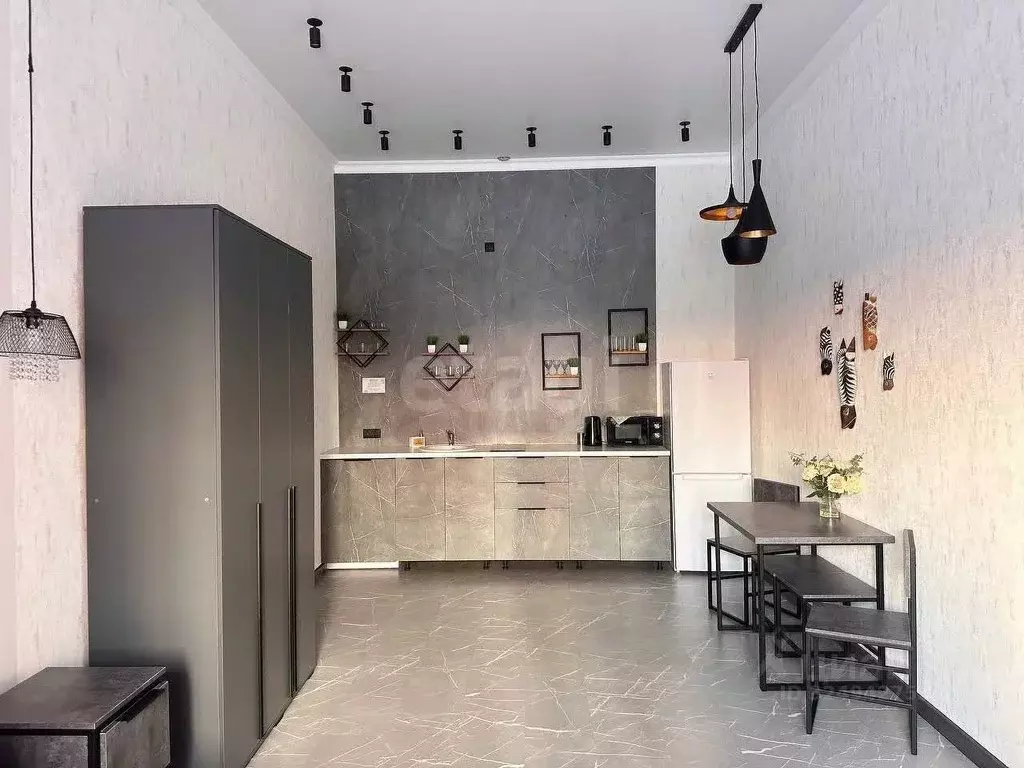 Студия Тюменская область, Тюмень ул. Василия Гольцова, 2 (35.0 м) - Фото 1