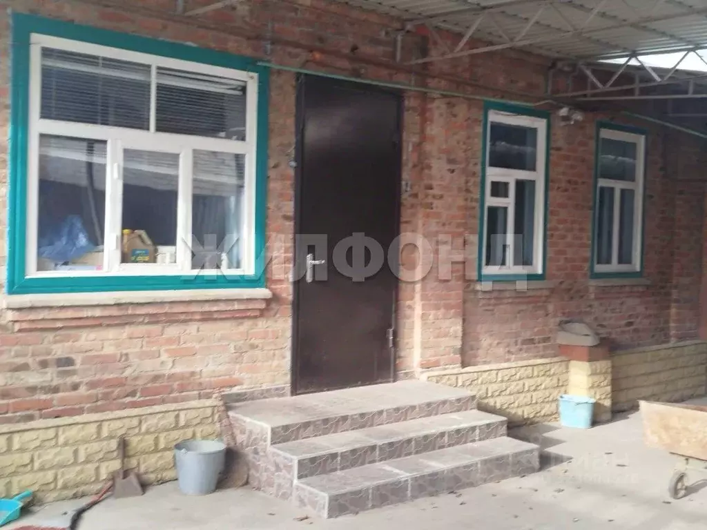 Дом в Ставропольский край, Георгиевск Садовый пер. (107 м) - Фото 2