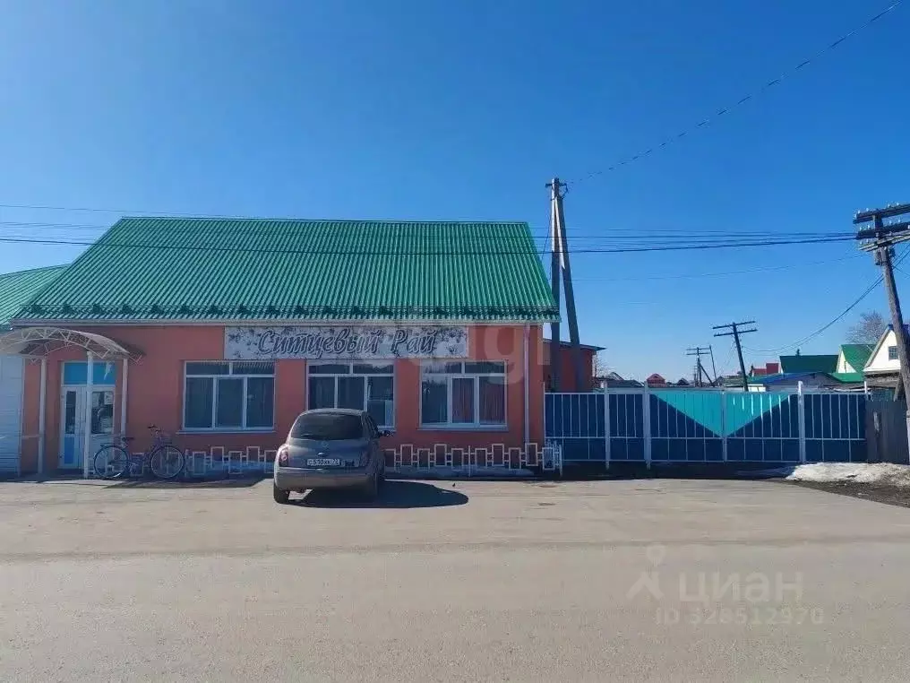 Торговая площадь в Тюменская область, с. Исетское ул. Первомайская, ... - Фото 1