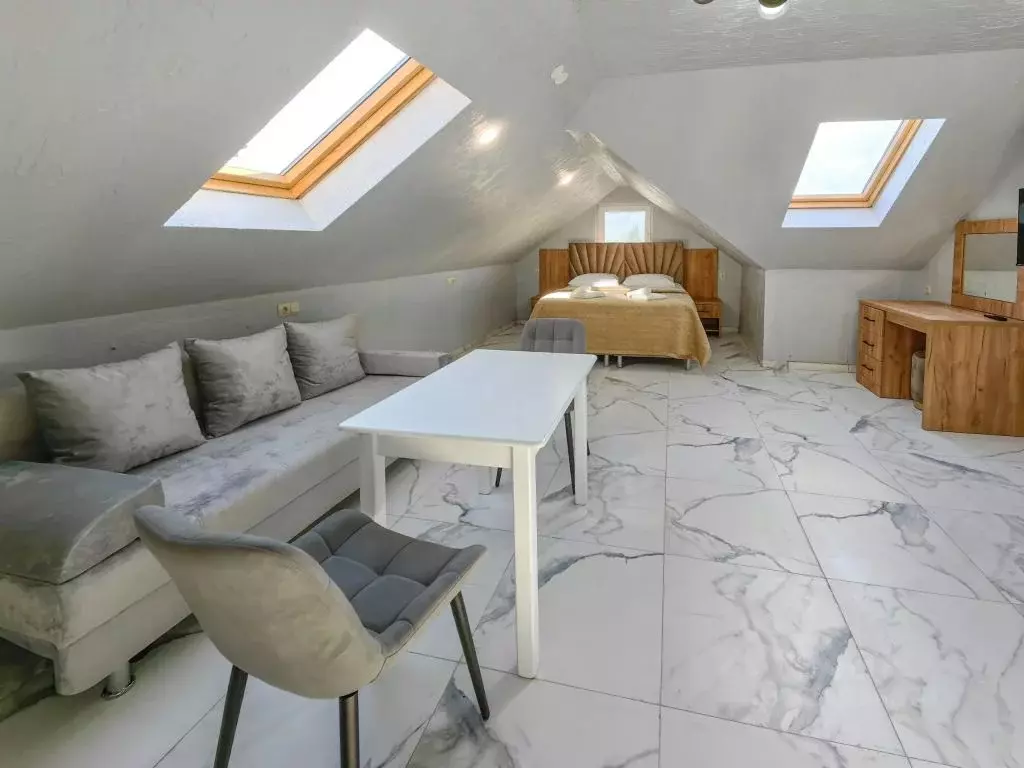 1-к кв. Краснодарский край, Сочи Красная Поляна пгт, ул. Заповедная, ... - Фото 2