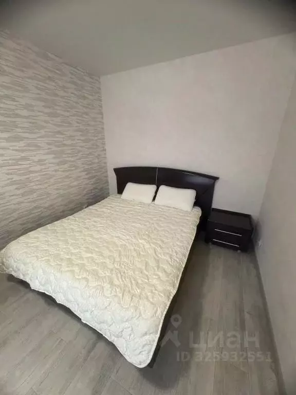 1-к кв. Татарстан, с. Пестрецы ул. Школьная, 10А (30.0 м) - Фото 1