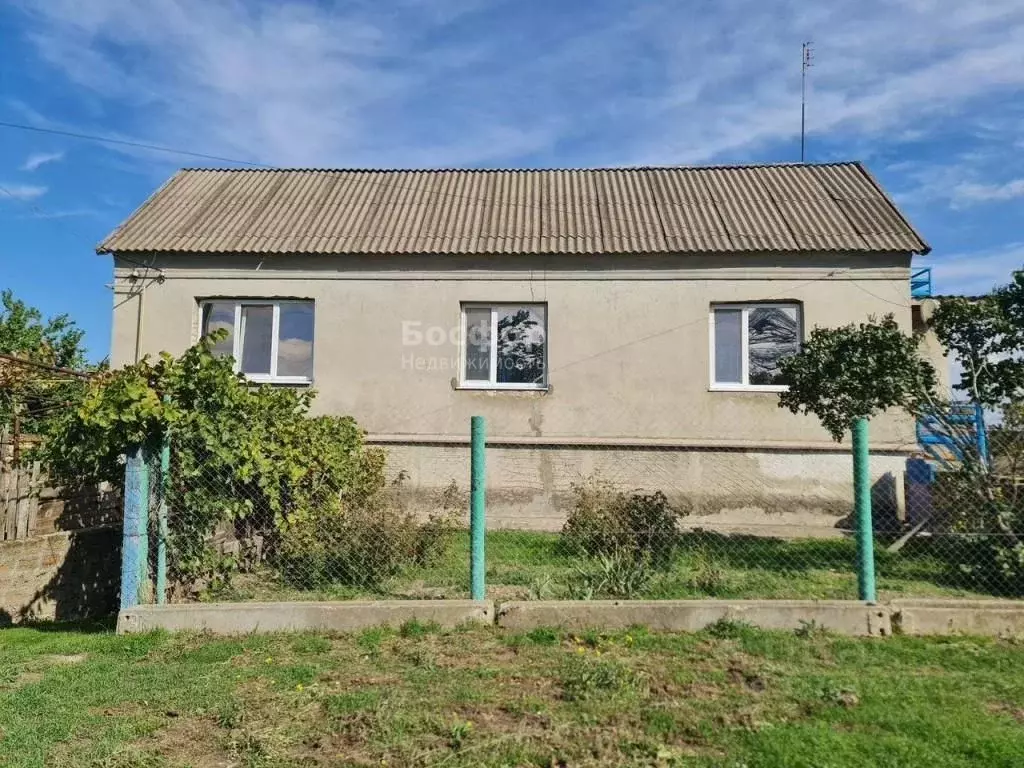 Дом в Крым, Советский пгт ул. Юбилейная (159 м) - Фото 2