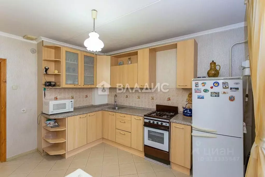 2-к кв. Владимирская область, Владимир ул. Хирурга Орлова, 2б (64.2 м) - Фото 0