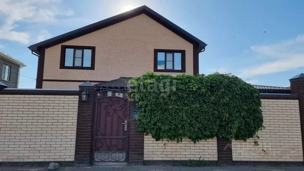 Дом в Ростовская область, Кагальницкий район, Мокробатайское с/пос, ... - Фото 1