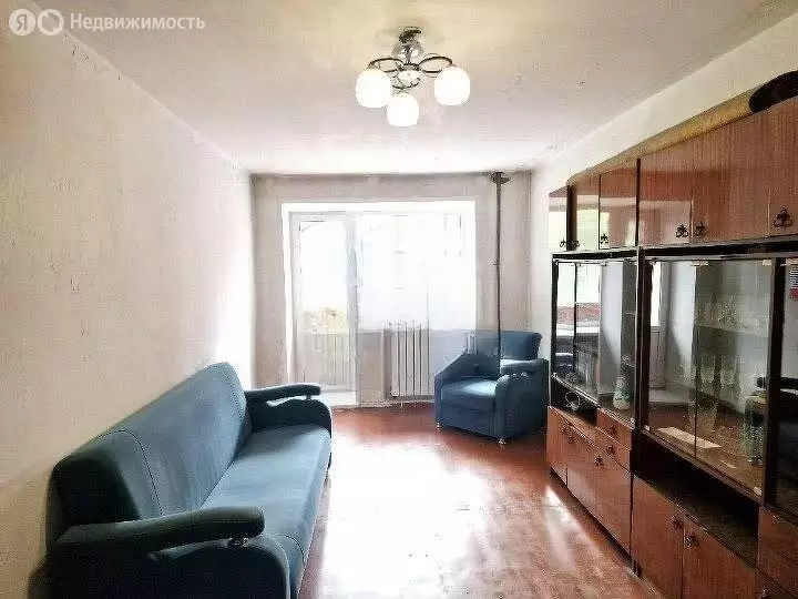 3-комнатная квартира: Абакан, улица Пушкина, 46 (56.2 м) - Фото 0