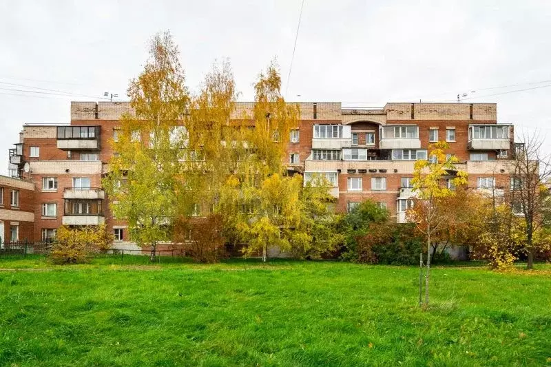 2-к. квартира, 55 м, 2/5 эт. - Фото 1