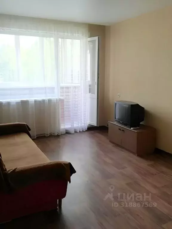 1-к кв. Белгородская область, Старый Оскол Рудничный мкр, 1 (30.0 м) - Фото 0