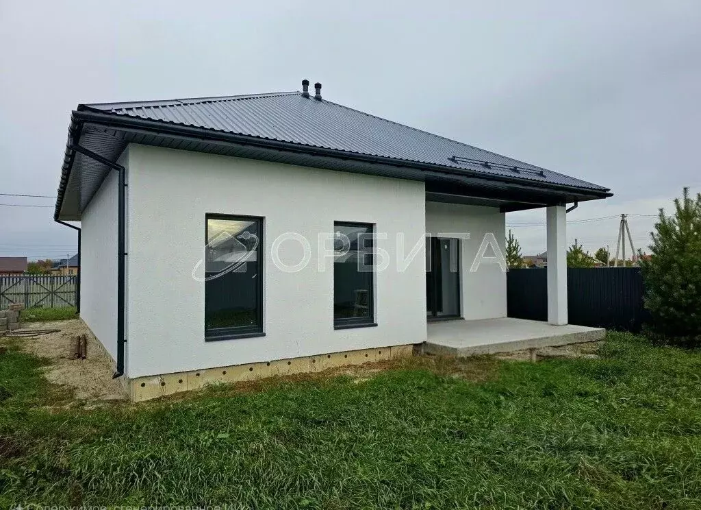 Дом в Тюменская область, Тюменский муниципальный округ, с. Гусево  ... - Фото 1