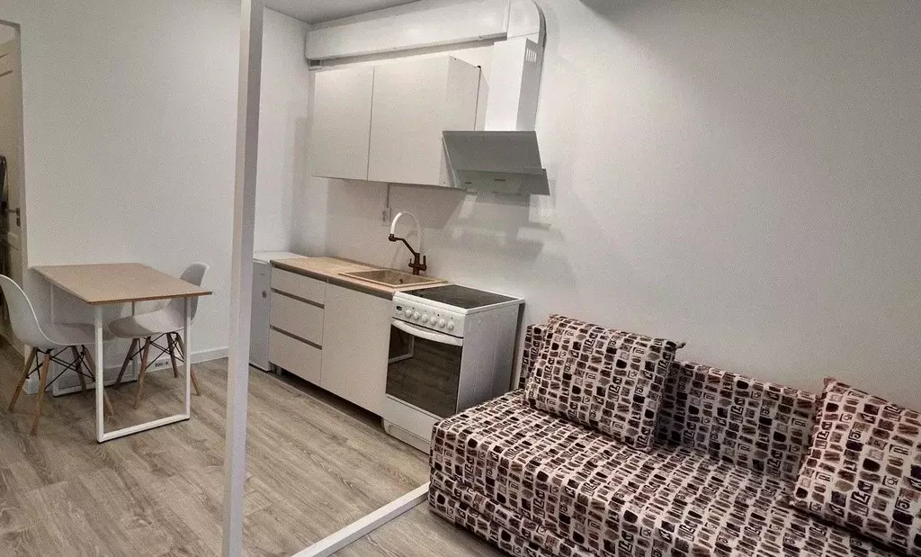 Студия Свердловская область, Екатеринбург ул. Амундсена, 165 (23.2 м) - Фото 2