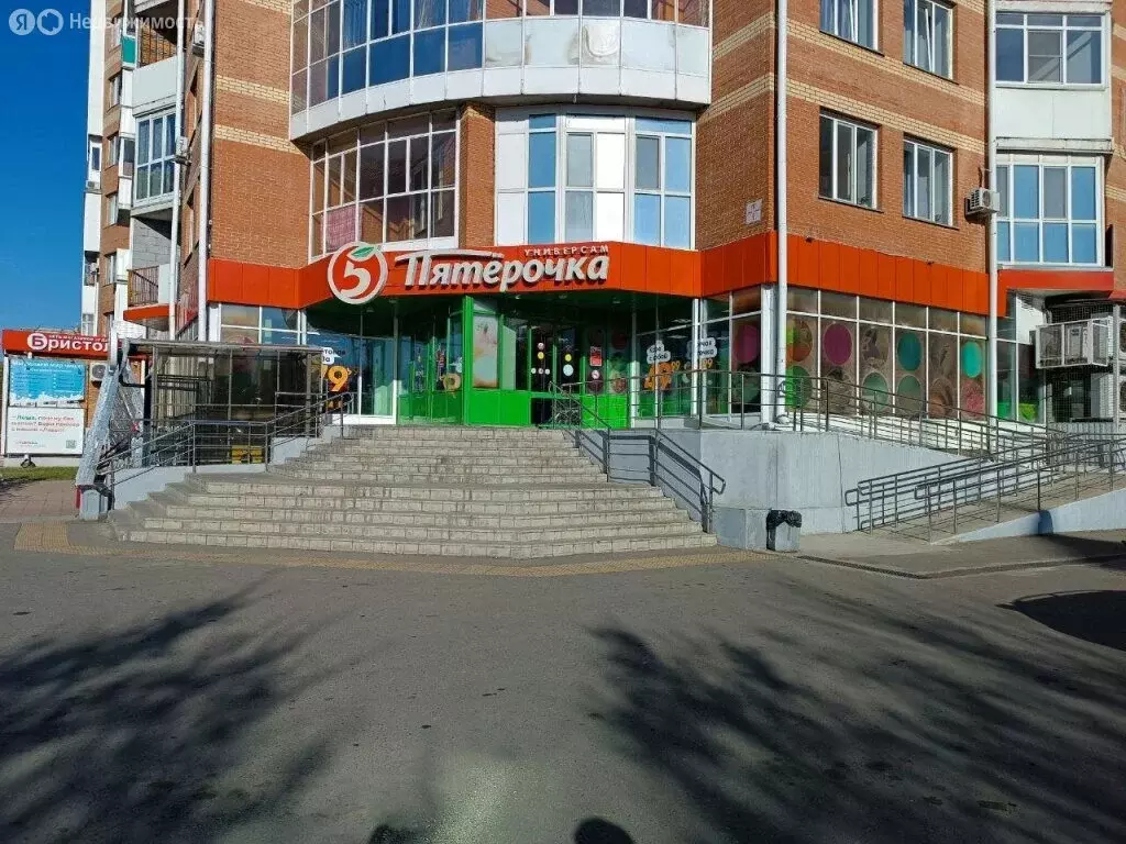 Торговая площадь (584 м) - Фото 1