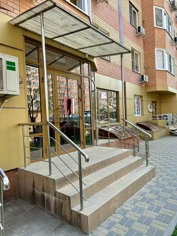 Помещение свободного назначения в Краснодарский край, Краснодар ул. ... - Фото 1